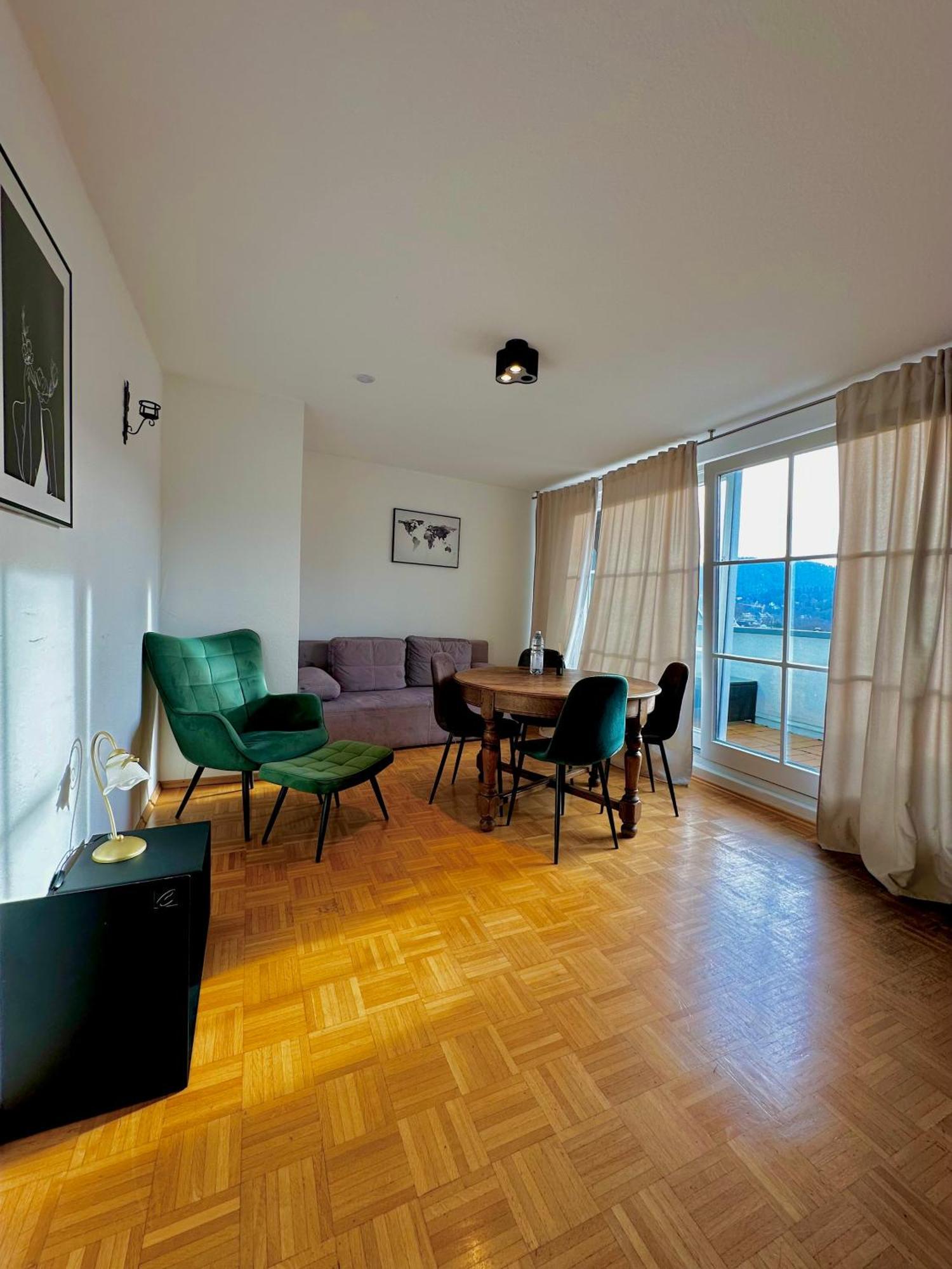 Hirsch Appartements Баден-Баден Екстер'єр фото